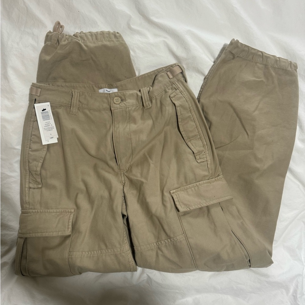 Aritzia TNA supply cargo pants
